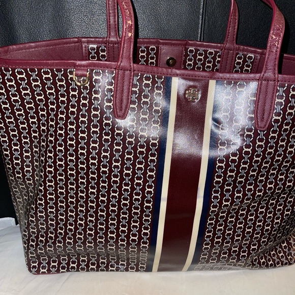 Tory Burch Gemini Link Burgundy Tote Bag - Picture 1 of 16